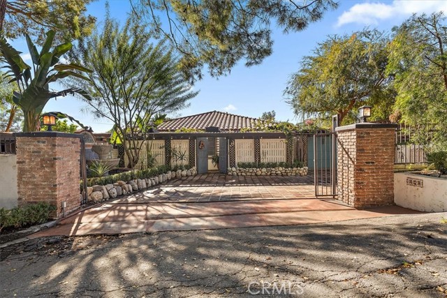 Detail Gallery Image 2 of 60 For 3428 Circle Rd, San Bernardino,  CA 92405 - 4 Beds | 2 Baths