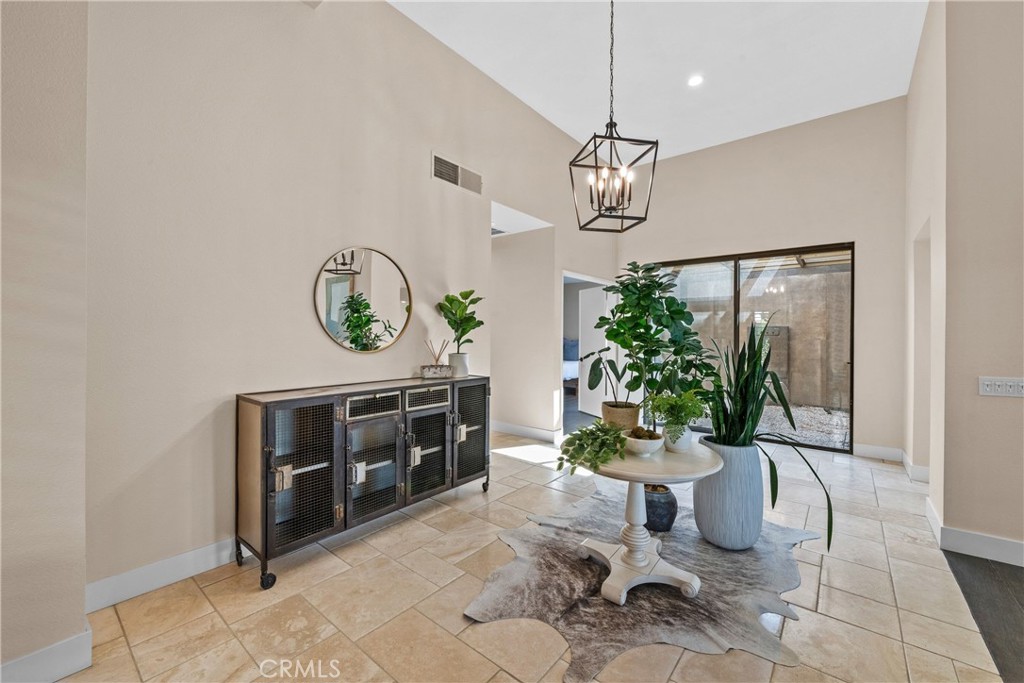 MLS #SR24196830 img 2