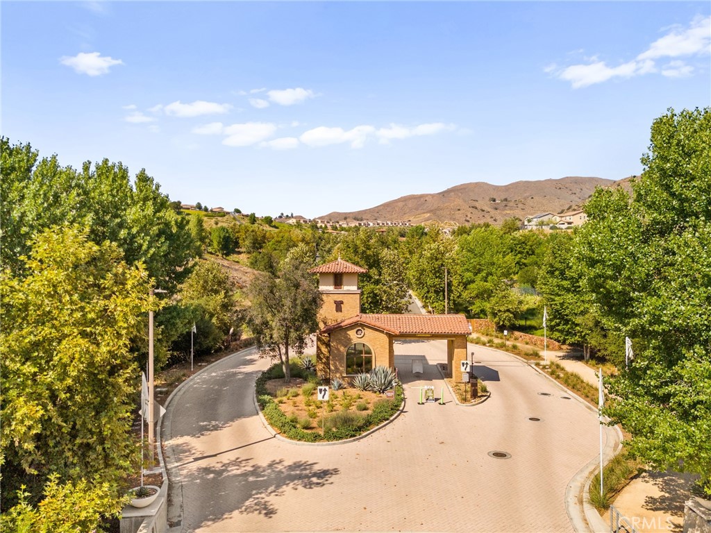 MLS #OC25159239 img 42