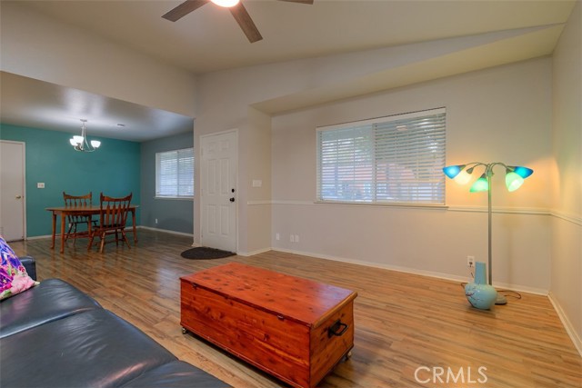 Detail Gallery Image 6 of 40 For 2732 Lowell, Chico,  CA 95973 - 3 Beds | 2 Baths