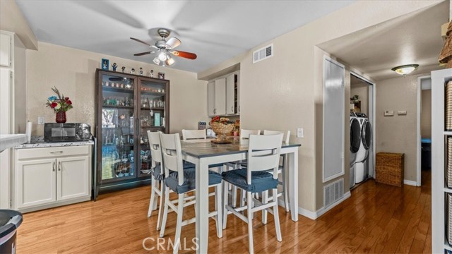 Detail Gallery Image 12 of 33 For 10450 E Briar Oaks #B,  Stanton,  CA 90680 - 2 Beds | 2 Baths