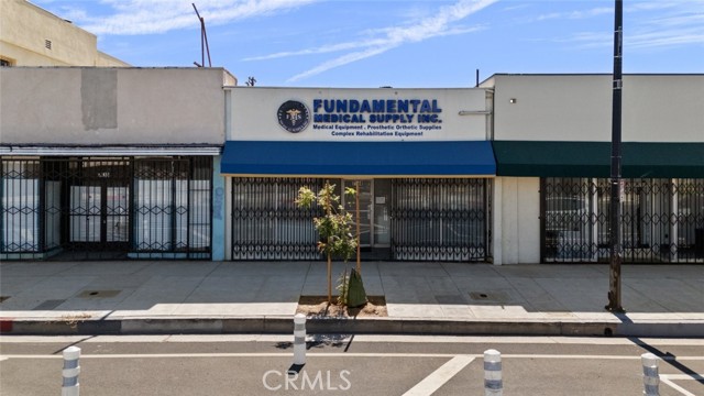 7114 Reseda Boulevard, Reseda (los Angeles), California 91335, ,Commercial Lease,For Rent,7114 Reseda Boulevard,CRSR24134654