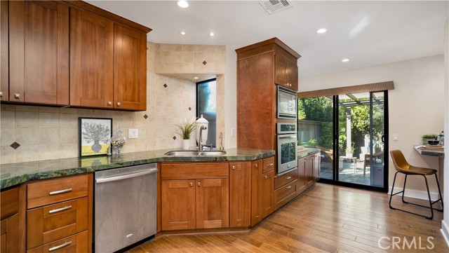 Detail Gallery Image 20 of 39 For 57 Pinewood, Irvine,  CA 92604 - 2 Beds | 2 Baths