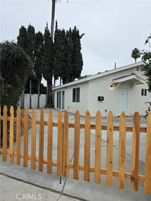 Front Image Thumbnail for CRIV25247693