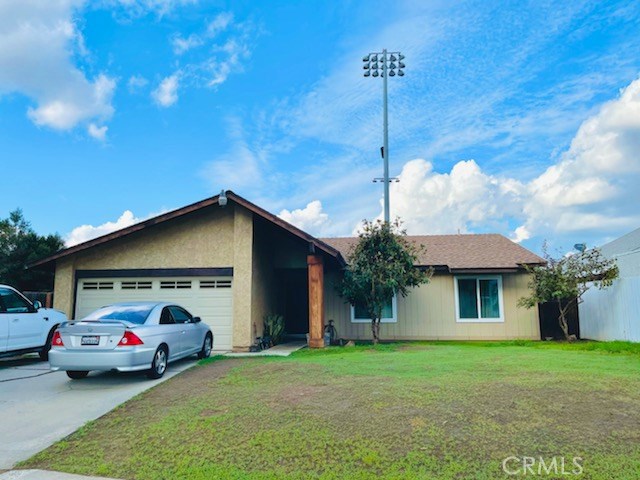 1113 Topaz St, Corona, CA 92882