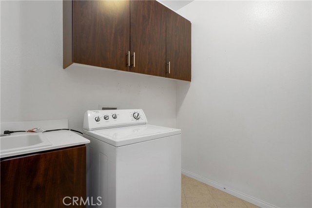 629 Forest Park Boulevard, Oxnard CA: https://media.crmls.org/medias/1b6ee634-da42-431d-881f-1fd93b4f27dd.jpg