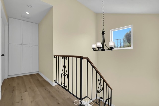 Detail Gallery Image 16 of 27 For 7070 Canyon Crest Rd, Whittier,  CA 90602 - 3 Beds | 3 Baths