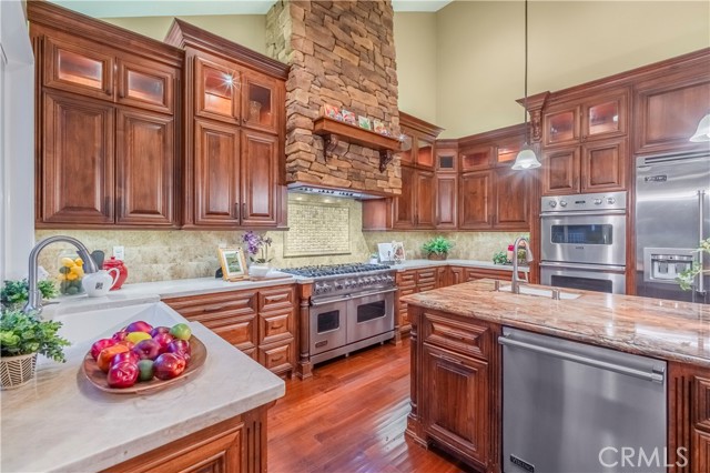 369 Ashbury Lane, Upland CA: https://media.crmls.org/medias/1b6fda94-6e88-4d16-abab-3f7cf941d52c.jpg