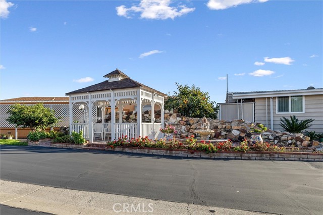 Detail Gallery Image 22 of 33 For 235 S Beach #108,  Anaheim,  CA 92804 - 2 Beds | 2 Baths