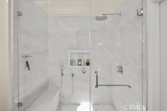 21891 Winnebago Lane, Lake Forest CA: https://media.crmls.org/medias/1b724129-c3dc-485a-9aba-f1a9b7054304.jpg