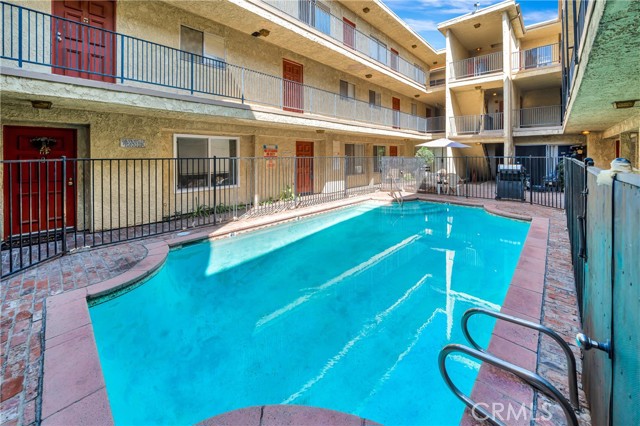 Detail Gallery Image 13 of 15 For 21219 Roscoe Blvd. #111,  Canoga Park,  CA 91304 - 1 Beds | 1 Baths