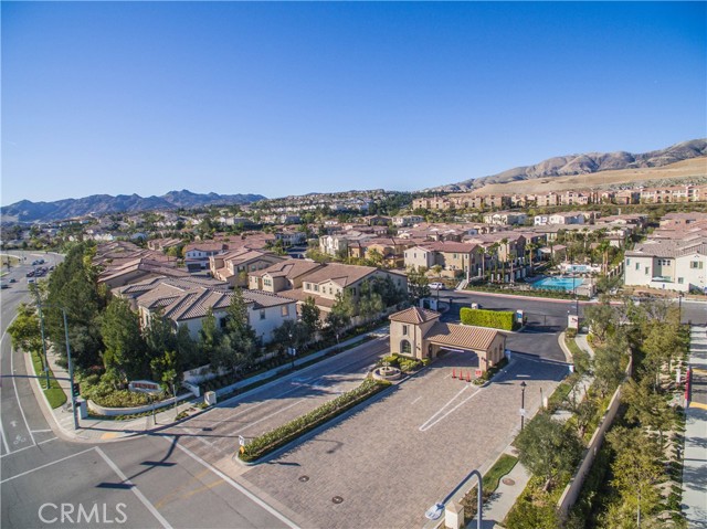 11220 Paseo Sonesta, Porter Ranch CA: https://media.crmls.org/medias/1b7339a5-a51d-47d0-86f2-5c30247133ad.jpg
