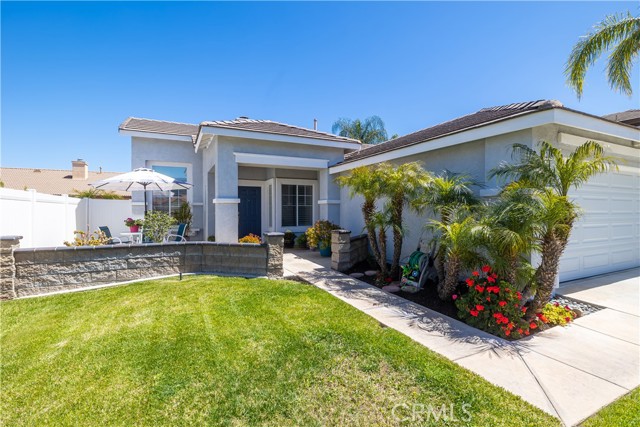 Detail Gallery Image 2 of 60 For 3427 Kentucky Ln, Corona,  CA 92882 - 3 Beds | 2 Baths