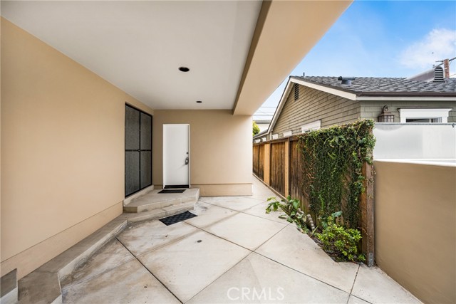 Detail Gallery Image 25 of 47 For 602 Larkspur Ave a,  Corona Del Mar,  CA 92625 - 3 Beds | 2/1 Baths