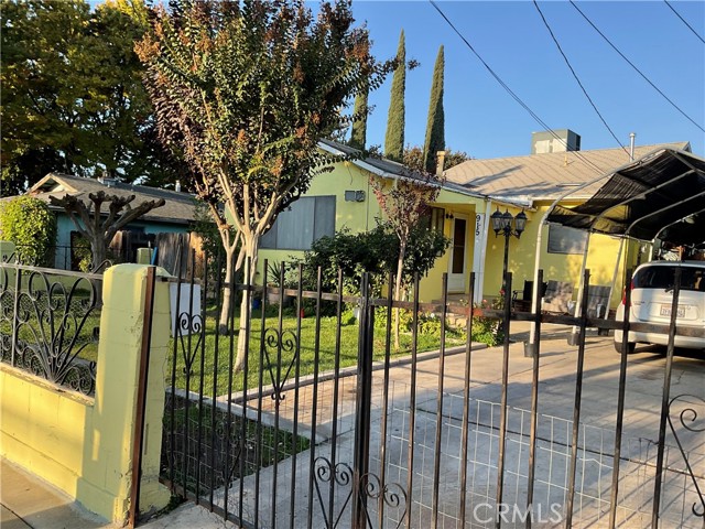 Detail Gallery Image 7 of 16 For 915 R St, Merced,  CA 95341 - 3 Beds | 1 Baths