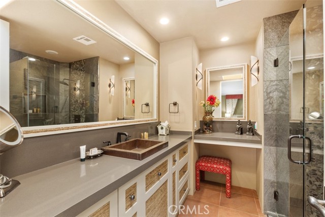 Detail Gallery Image 17 of 27 For 76900 Avenida Fernando, La Quinta,  CA 92253 - 4 Beds | 4 Baths