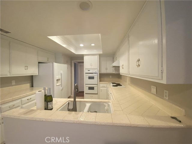 Detail Gallery Image 27 of 38 For 2106 Oxford Ave, Claremont,  CA 91711 - 4 Beds | 3 Baths