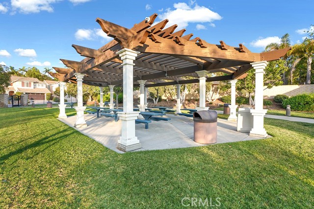 27585 Rosebud Way, Laguna Niguel CA: https://media.crmls.org/medias/1b755854-50ca-4f5f-b81f-32e6734d44bc.jpg