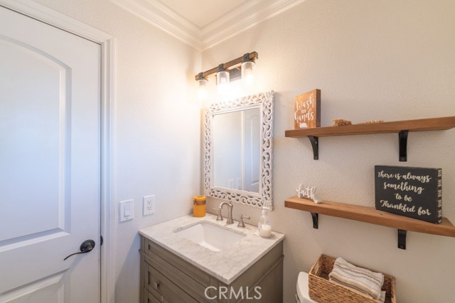 Detail Gallery Image 20 of 48 For 8636 Rancho Cerona Dr, Paramount,  CA 90723 - 4 Beds | 2/1 Baths