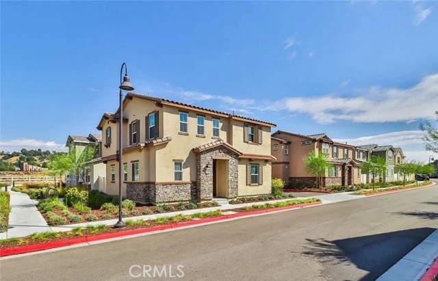 17025 Zion Drive, Canyon Country CA: https://media.crmls.org/medias/1b779444-5085-4a8f-bdb7-a4ec01b94612.jpg