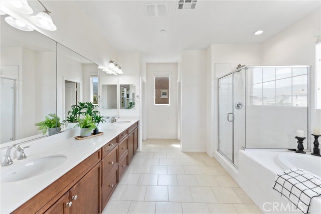 Detail Gallery Image 31 of 44 For 17012 Hal Ln, Fontana,  CA 92336 - 3 Beds | 2/1 Baths
