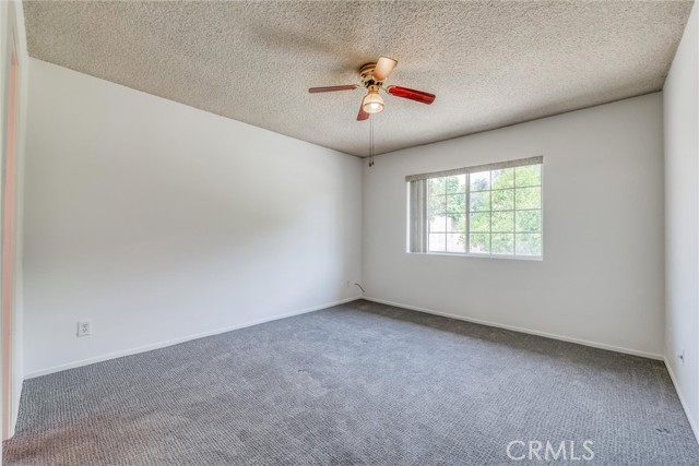 17415 Minnehaha Street, Granada Hills CA: https://media.crmls.org/medias/1b782114-e2fb-41ac-bf10-4549f34f6cce.jpg