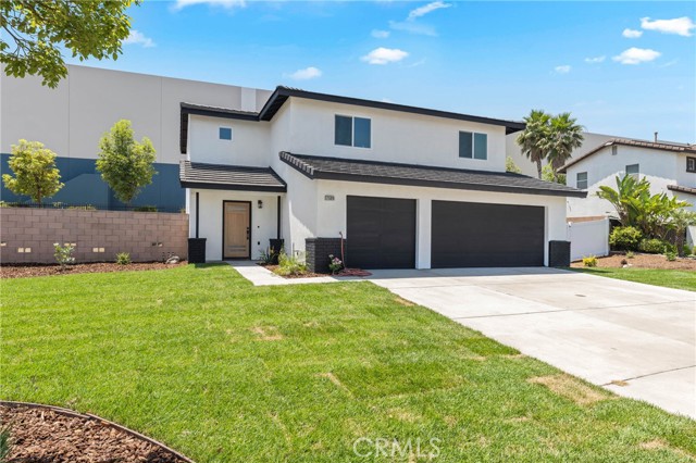 2504 N Fitzsimmons Avenue, Rialto CA: https://media.crmls.org/medias/1b7838a7-6df2-4166-abac-86e4fafd79cc.jpg