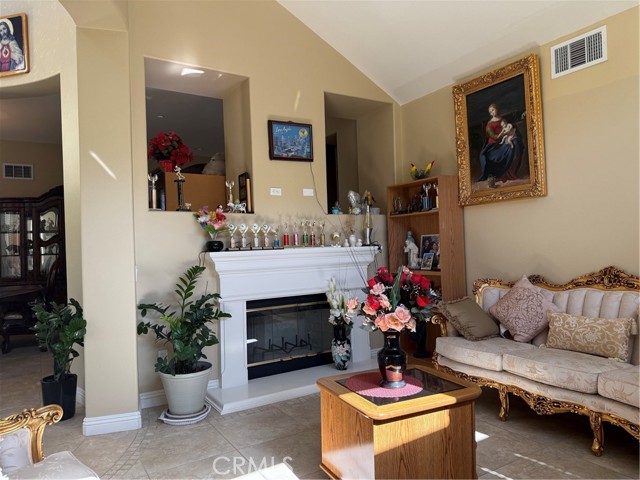 5721 Velvet Oak Court photo 9