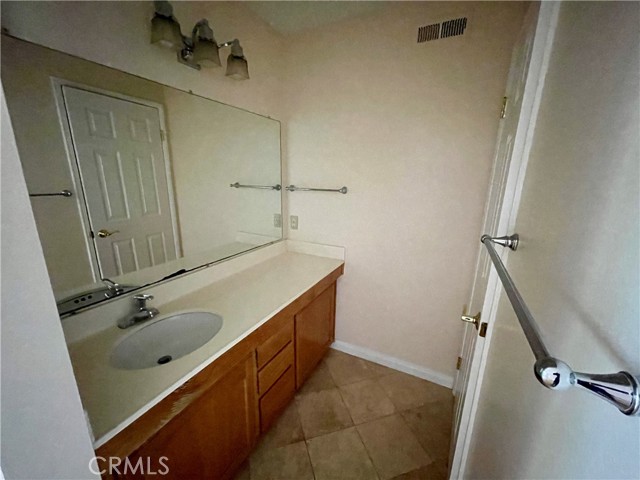 Detail Gallery Image 13 of 15 For 32 Echo Run, Irvine,  CA 92614 - 2 Beds | 2 Baths