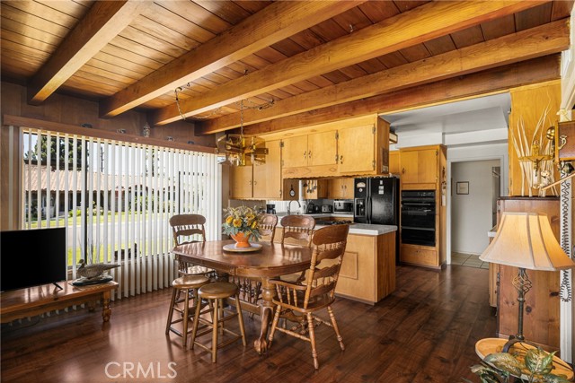 Detail Gallery Image 17 of 46 For 500 N Meadowbrook Pl, Anaheim,  CA 92801 - 4 Beds | 2/1 Baths