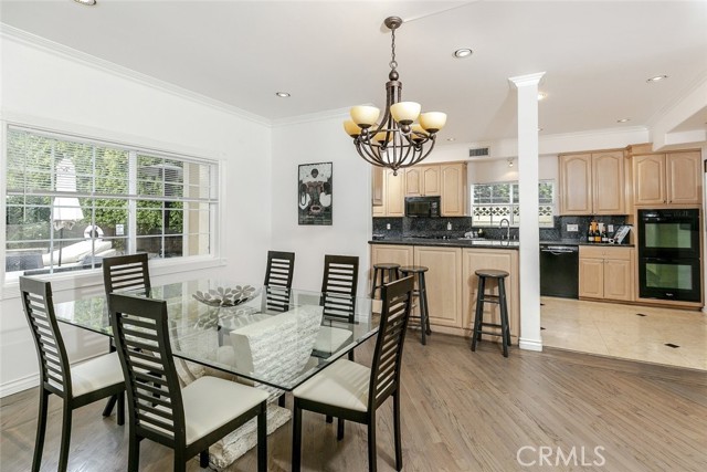 Detail Gallery Image 5 of 27 For 4343 Shadyglade Ave, Studio City,  CA 91604 - 4 Beds | 5 Baths