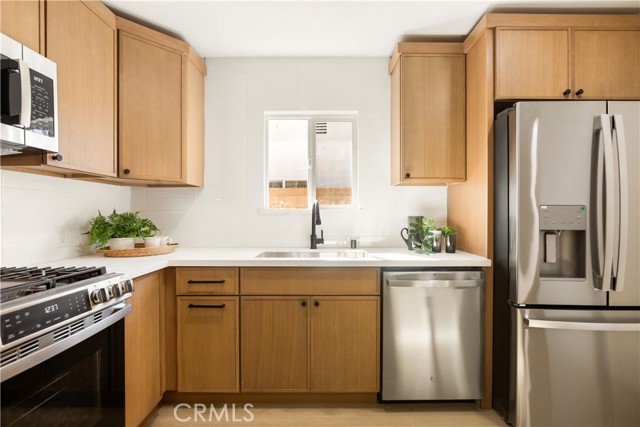 Detail Gallery Image 12 of 19 For 3151 Paddy Ln, Baldwin Park,  CA 91706 - 4 Beds | 2 Baths