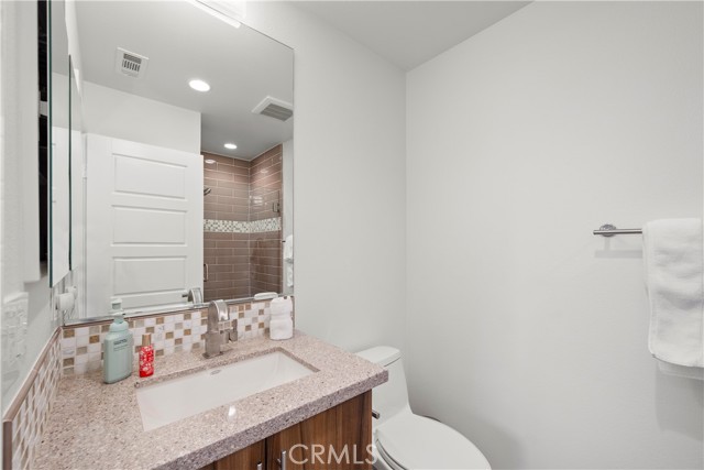 Detail Gallery Image 6 of 44 For 2470 via Alta, –,  CA 92108 - 2 Beds | 2/1 Baths