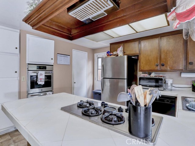 Detail Gallery Image 14 of 34 For 480 480 Cienaga Dr, Fullerton,  CA 92835 - 5 Beds | 2 Baths