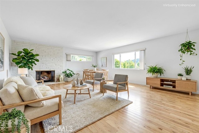 Detail Gallery Image 14 of 34 For 2420 Delisle Ct, Glendale,  CA 91208 - 4 Beds | 3 Baths