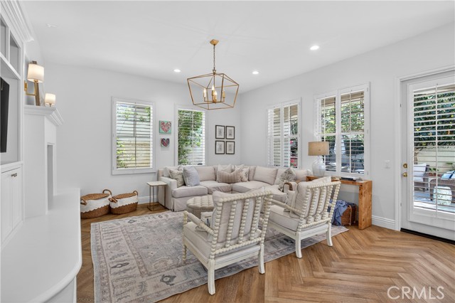 Image 15 of 51 For 38 Winfield Drive