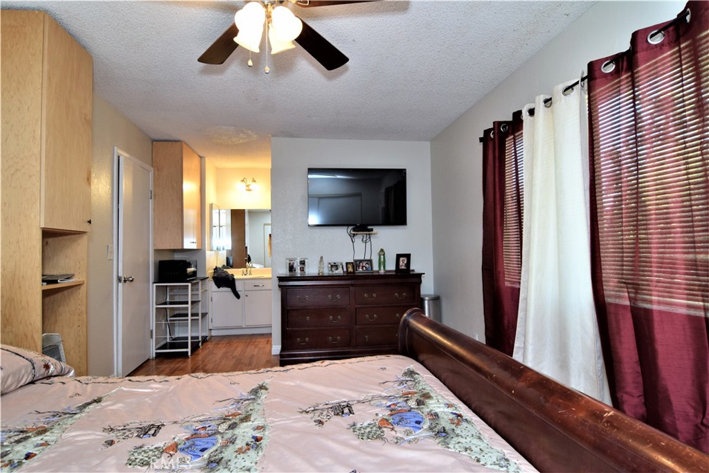 MLS #SR25252356 image #17