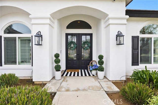 Detail Gallery Image 12 of 55 For 11605 Yarborough, Bakersfield,  CA 93312 - 5 Beds | 2/1 Baths