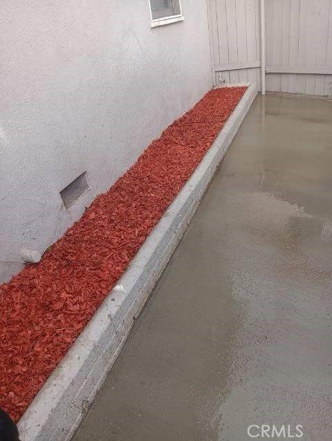 494 Almond Avenue, Long Beach CA: https://media.crmls.org/medias/1b7d2123-1622-4f97-8426-3a26177f103a.jpg