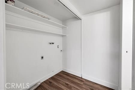 https://media.crmls.org/medias/1b7daef5-5ef0-4e53-b600-75afe486be5b.jpg?preset=X-Large