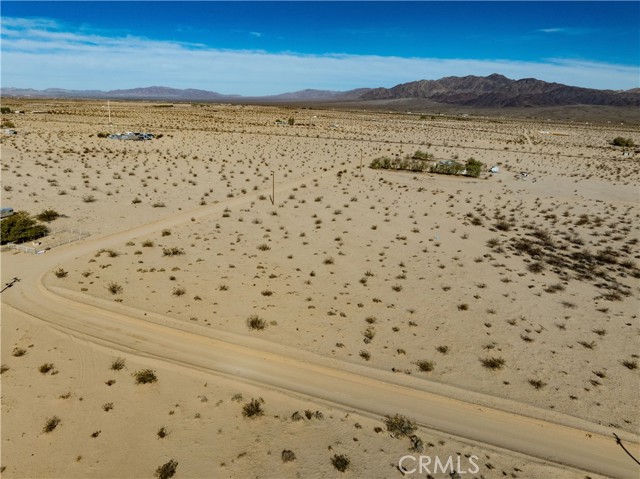 Detail Gallery Image 13 of 20 For 5089 Kelly Rd, Twentynine Palms,  CA 92277 - – Beds | – Baths