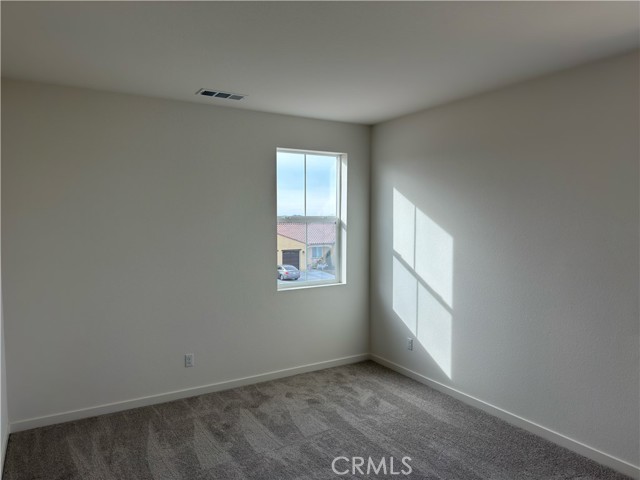 Detail Gallery Image 13 of 25 For 4233 Daisy Ln, Banning,  CA 92220 - 4 Beds | 3 Baths