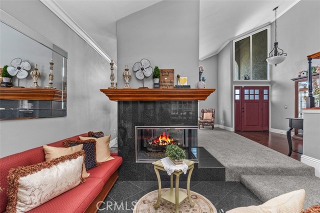 513 Loyola Drive, Placentia CA: https://media.crmls.org/medias/1b7fdb26-66bb-4552-8fa6-020bc2ac7048.jpg