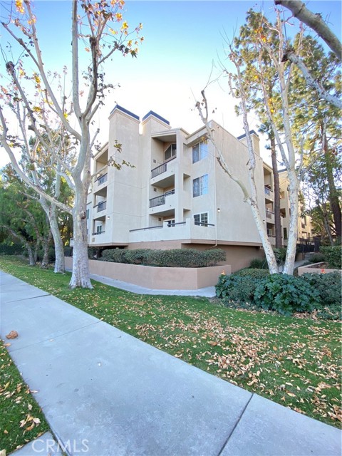 Detail Gallery Image 6 of 37 For 5515 Canoga Ave #115,  Woodland Hills,  CA 91367 - 1 Beds | 1 Baths