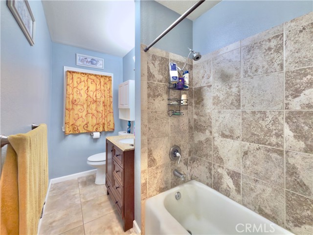 Detail Gallery Image 9 of 20 For 618 Lazard St, San Fernando,  CA 91340 - 4 Beds | 2 Baths