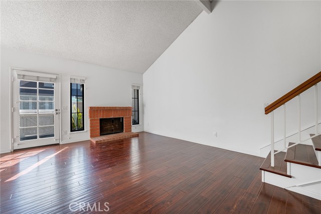 Detail Gallery Image 9 of 29 For 1700 W Cerritos Ave #229,  Anaheim,  CA 92804 - 3 Beds | 2/1 Baths