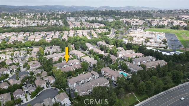 7 Burlingame Lane, Aliso Viejo CA: https://media.crmls.org/medias/1b8227b6-6d8f-4f37-b469-681d5a1f1008.jpg