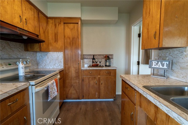 4173 Co Rd K, Orland CA: https://media.crmls.org/medias/1b825e02-67e6-4bcf-8902-396f14fc9709.jpg