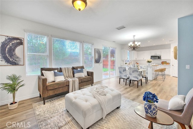 37089 Meadow Brook Way, Beaumont CA: https://media.crmls.org/medias/1b83b012-49f8-47ac-af60-54715363612f.jpg