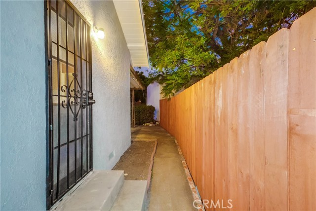 1522 W 1st Street, San Pedro CA: https://media.crmls.org/medias/1b85a818-403e-490e-80a1-42ef11bf7ca0.jpg